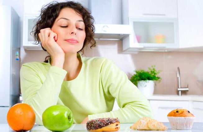 mujer con dieta mediterránea